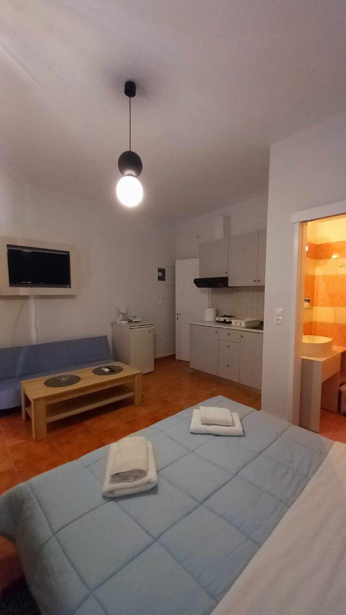 Στούντιο Με Θέα Τη Θάλασσα Apartment Itea Exterior foto